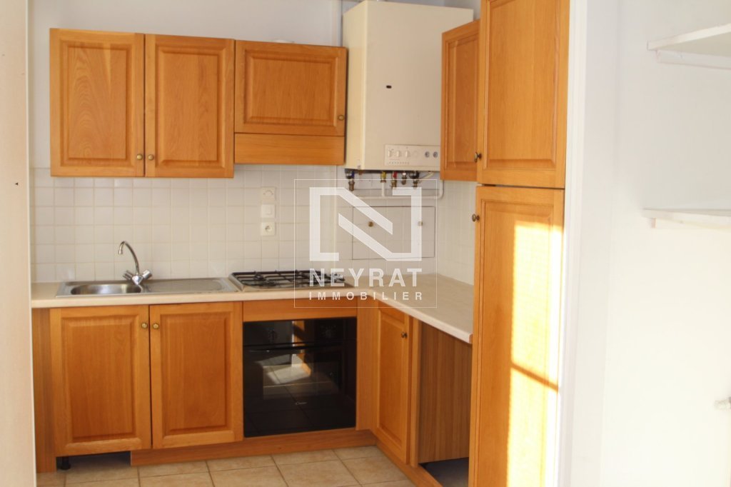 APPARTEMENT T3 A LOUER - CHALON SUR SAONE - 61.57 m2 - 617 &euro; charges comprises par mois