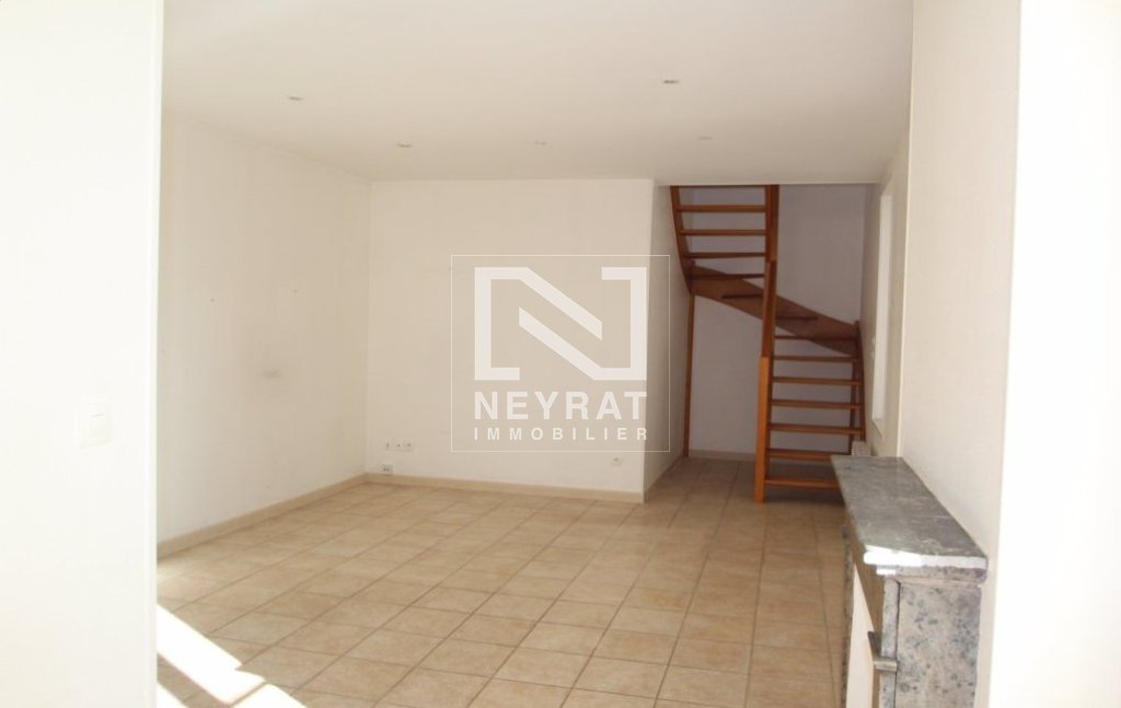 APPARTEMENT T3 A LOUER - CHALON SUR SAONE - 61.57 m2 - 617 &euro; charges comprises par mois