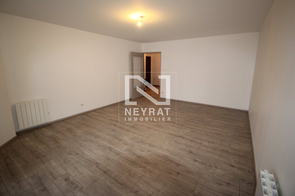 APPARTEMENT T3 A LOUER - CHALON SUR SAONE - 69 m2 - 790�&euro; charges comprises par mois