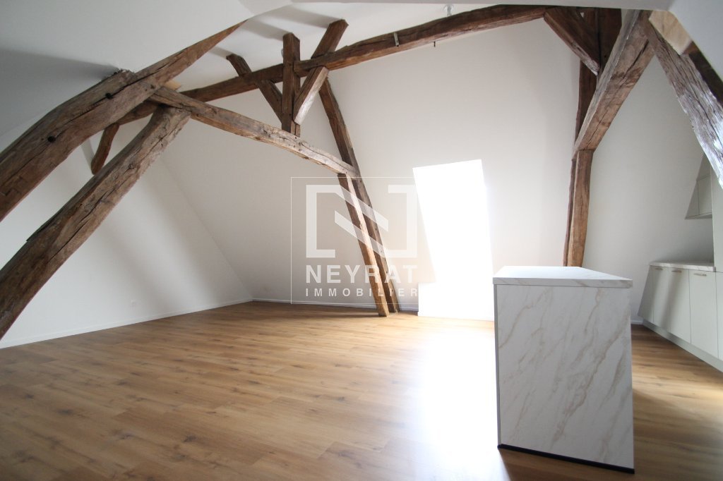 Appartement T3 A LOUER - DEMIGNY - 75.1 m2 - 850�&euro; charges comprises par mois