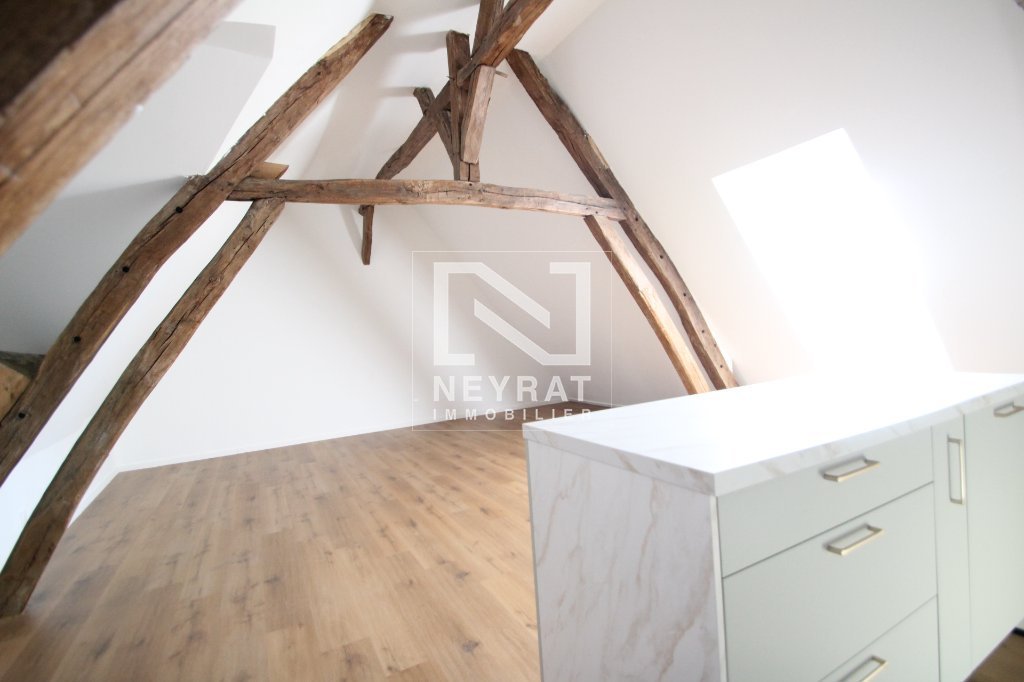 Appartement T3 A LOUER - DEMIGNY - 75.1 m2 - 850�&euro; charges comprises par mois