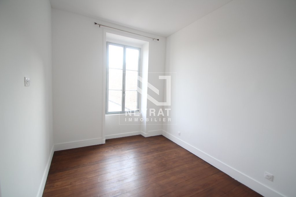 Appartement T3 A LOUER - DEMIGNY - 75.1 m2 - 850�&euro; charges comprises par mois