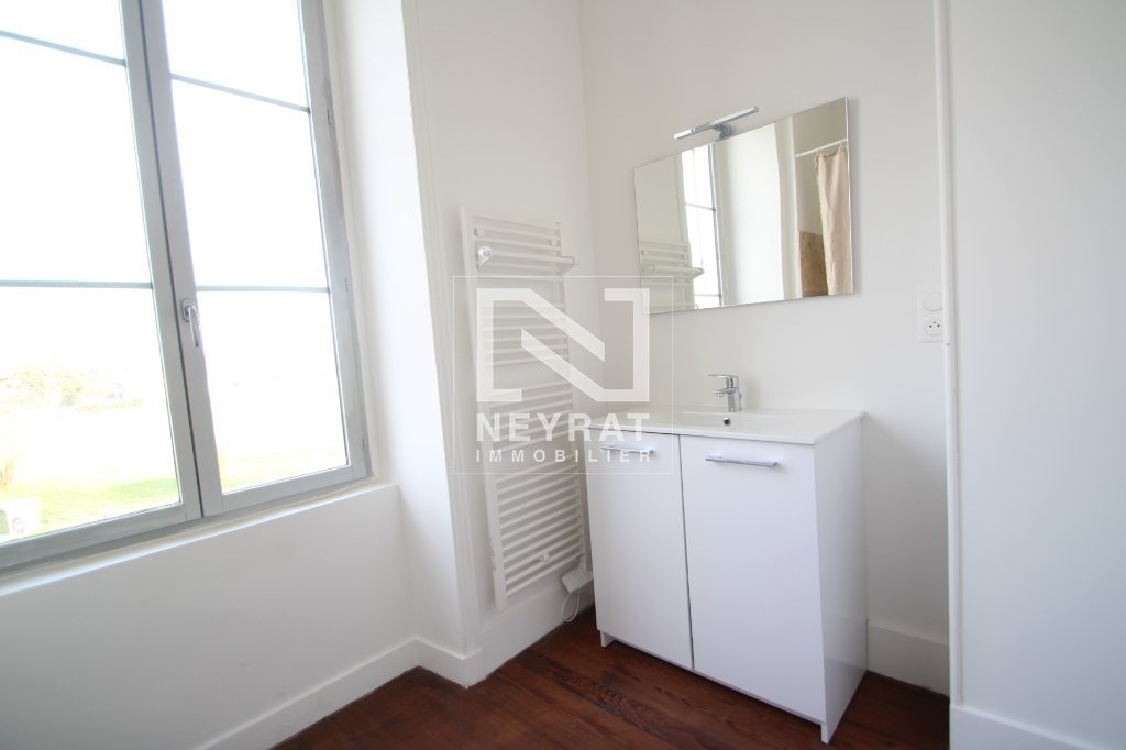 Appartement T3 A LOUER - DEMIGNY - 75.1 m2 - 850�&euro; charges comprises par mois