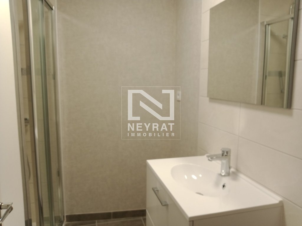 APPARTEMENT T3 A LOUER - DIGOIN - 89.61 m2 - 530 &euro; charges comprises par mois