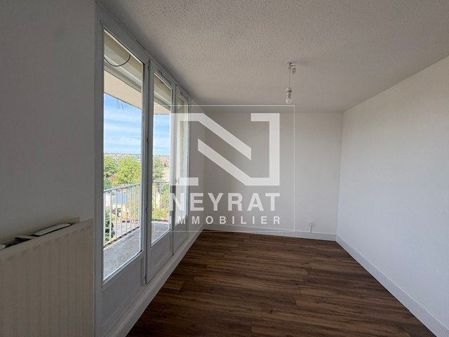 APPARTEMENT T3 - DIGOIN - 62.43 m2 - LOU&Eacute;