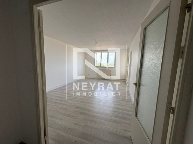 APPARTEMENT T3 - DIGOIN - 62.43 m2 - LOU&Eacute;