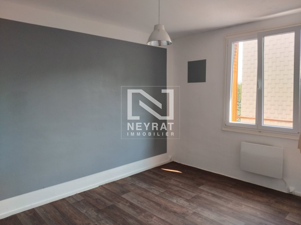 APPARTEMENT T3 A LOUER - DIGOIN - 53.76 m2 - 400 &euro; charges comprises par mois
