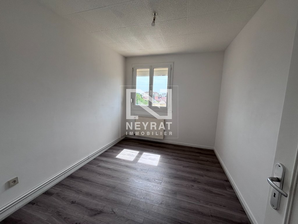 APPARTEMENT T3 A LOUER - DIGOIN - 75.1 m2 - 543 &euro; charges comprises par mois