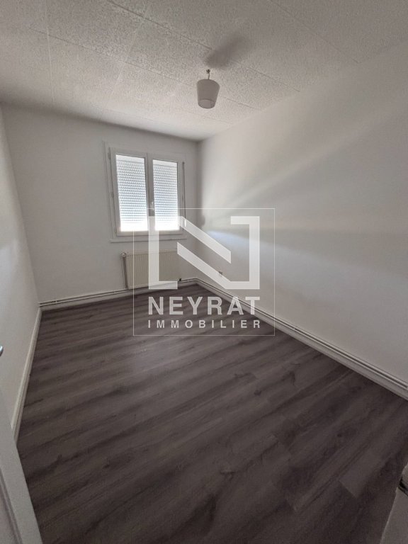 APPARTEMENT T3 A LOUER - DIGOIN - 75.1 m2 - 543 &euro; charges comprises par mois