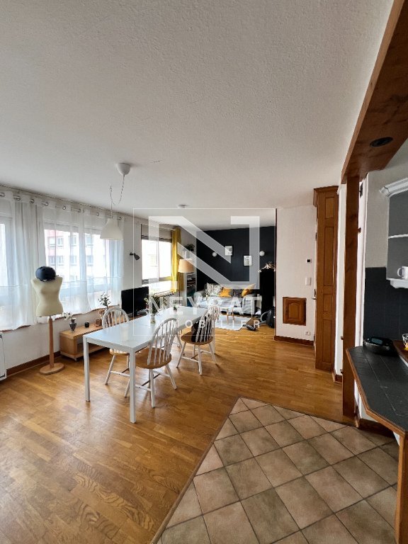 T3 meubl� 59 m� � Dijon � Centre-ville, parking inclus