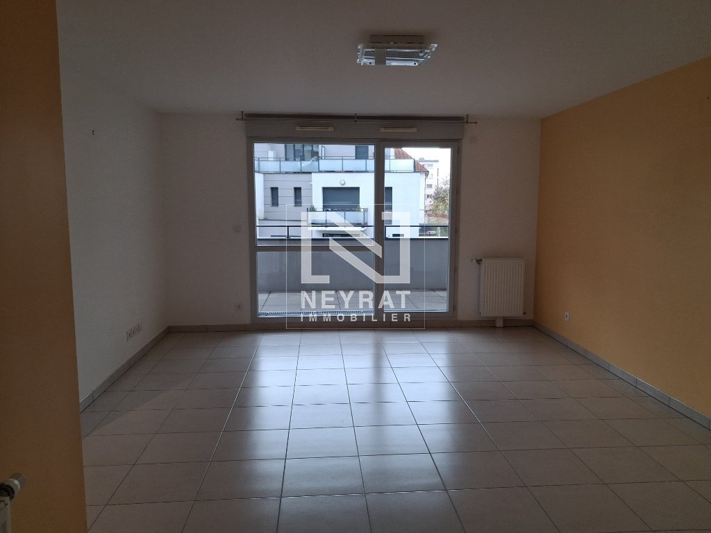 APPARTEMENT T3 A LOUER - DIJON - 64.62 m2 - 895�&euro; charges comprises par mois