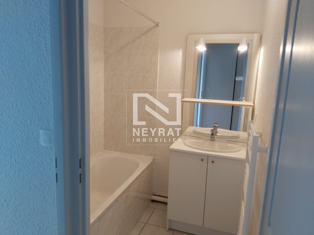 APPARTEMENT T3 A LOUER - LE CREUSOT - 51 m2 - 487 € charges comprises par mois