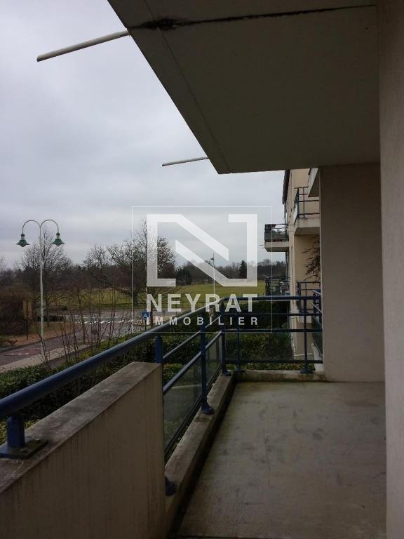 APPARTEMENT T3 A LOUER - LONGVIC - 66.34 m2 - 790 &euro; charges comprises par mois