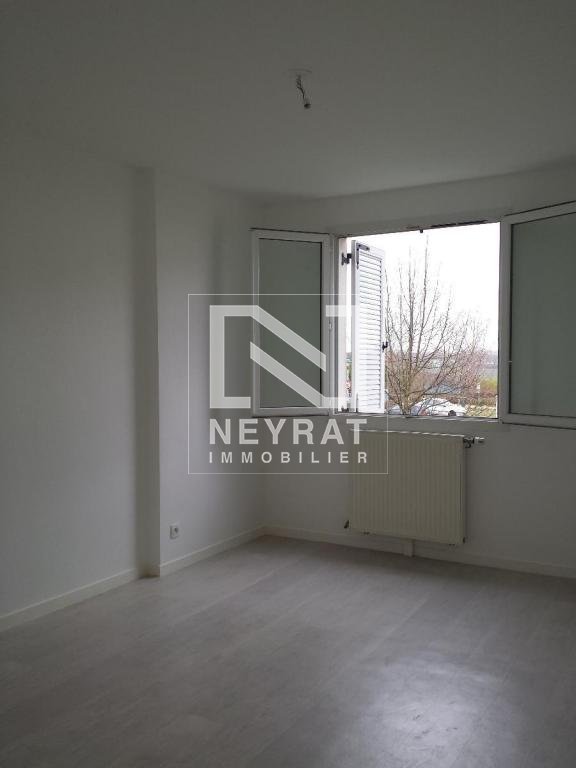 APPARTEMENT T3 A LOUER - LONGVIC - 66.34 m2 - 790 &euro; charges comprises par mois