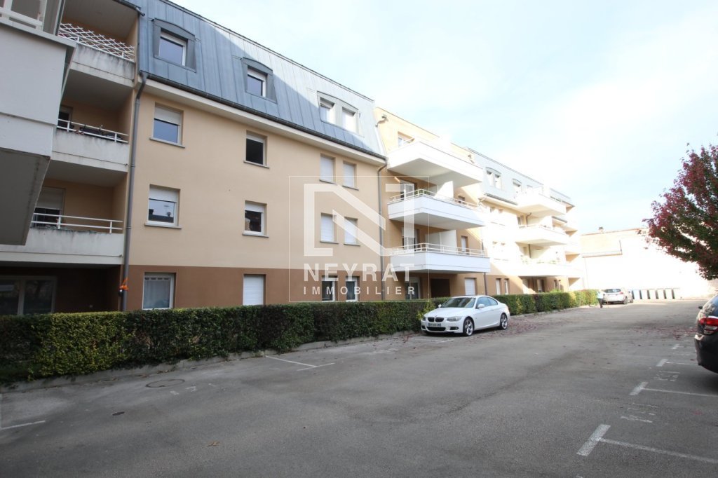 APPARTEMENT T3 A LOUER - LONS LE SAUNIER - 53.06 m2 - 572 &euro; charges comprises par mois