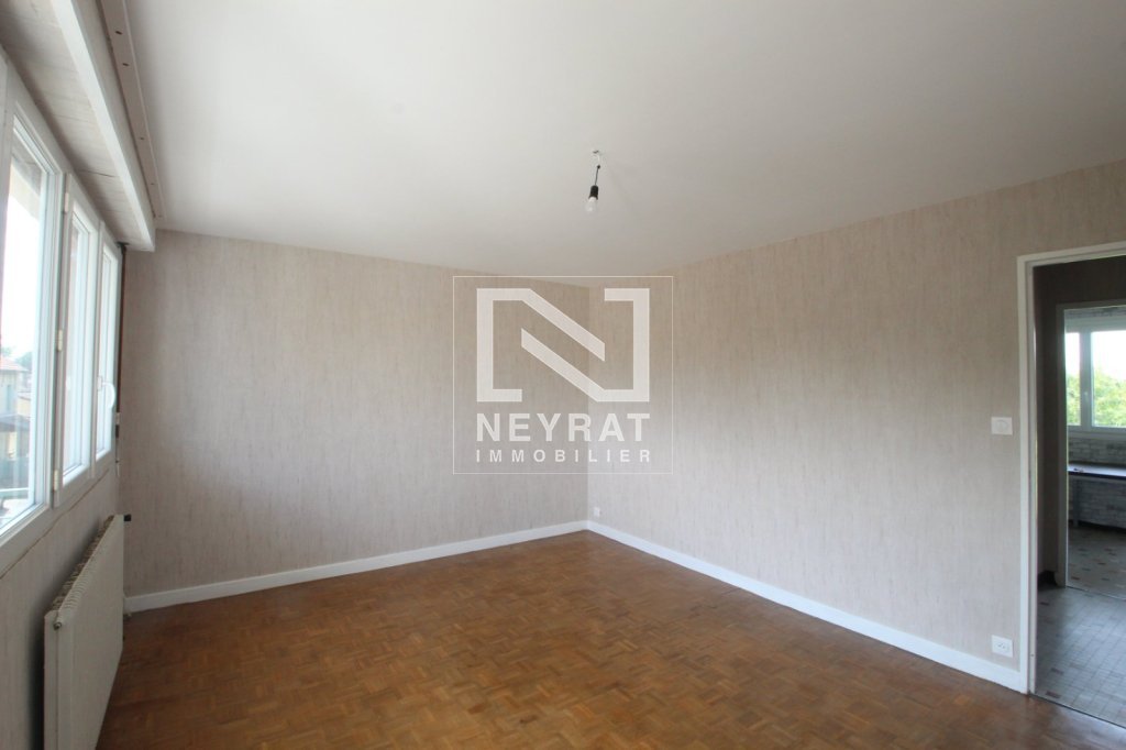 T3 63 m  Louhans, 2 ch 550  CC