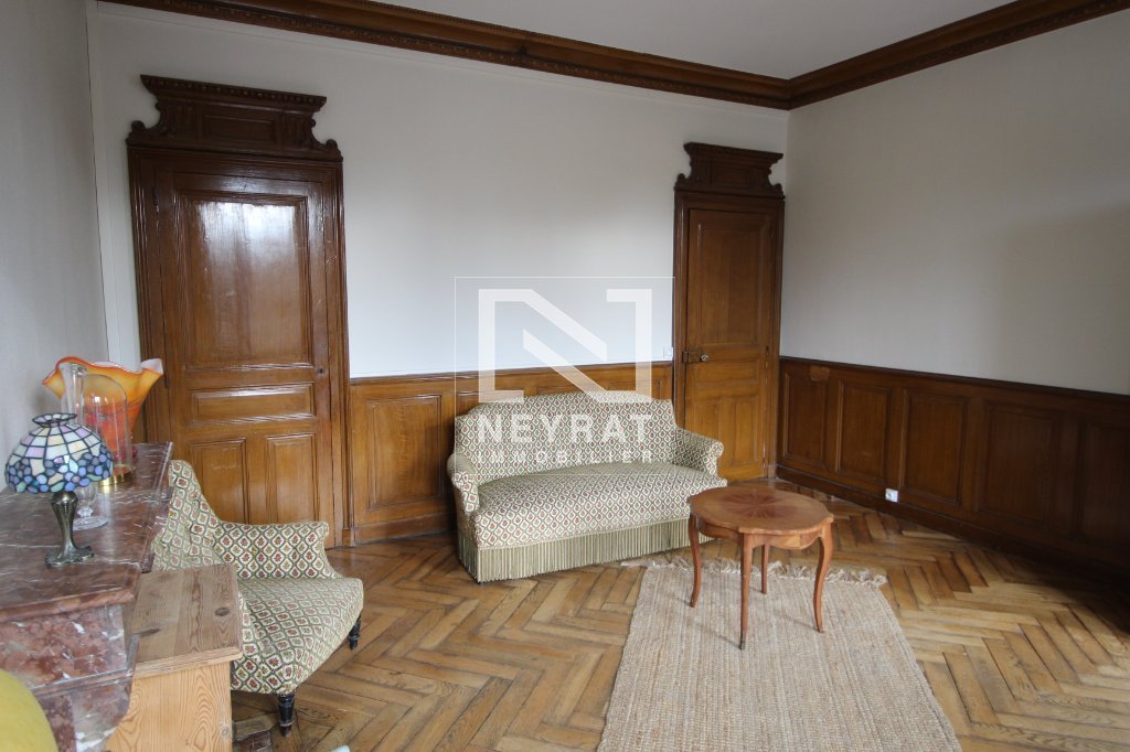 APPARTEMENT T3 A LOUER - LOUHANS - 79.53 m2 - 695�&euro; charges comprises par mois