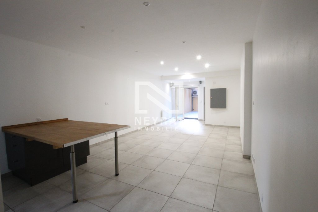 APPARTEMENT T3 A LOUER - LOUHANS - 77.5 m2 - 710�&euro; charges comprises par mois