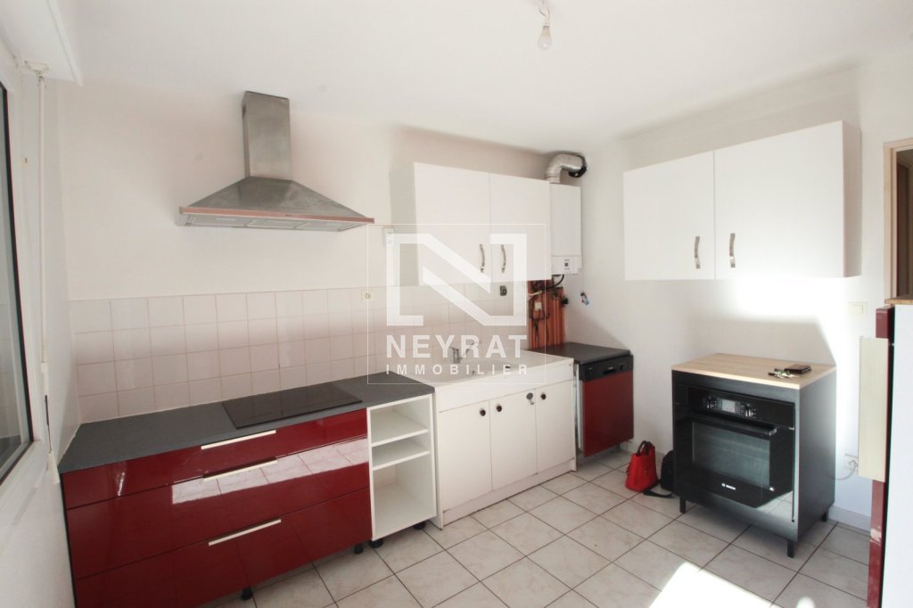 T3 A LOUER - LOUHANS - 74.2 m2 - 635�&euro; charges comprises par mois