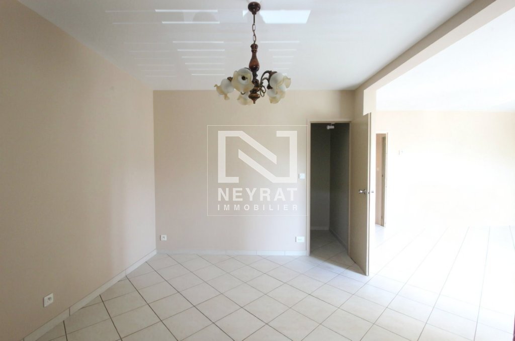 APPARTEMENT T3 A LOUER - LOUHANS - 76.26 m2 - 680 &euro; charges comprises par mois