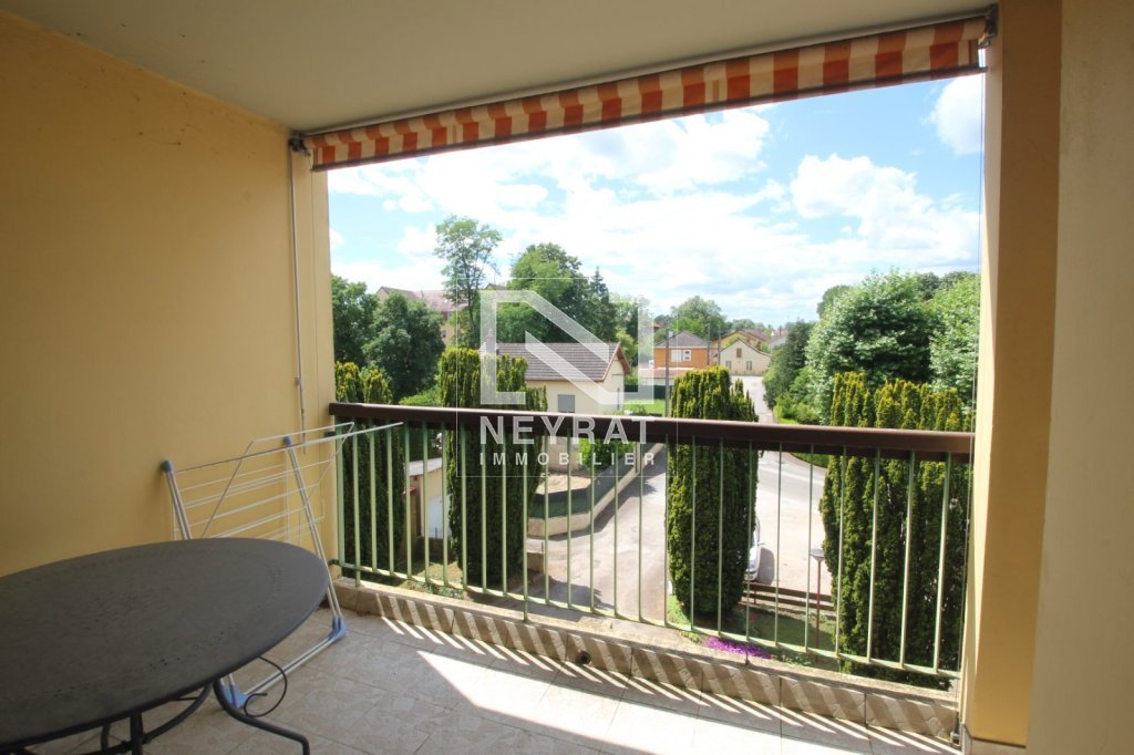 APPARTEMENT T3 A LOUER - LOUHANS - 76.26 m2 - 680 &euro; charges comprises par mois