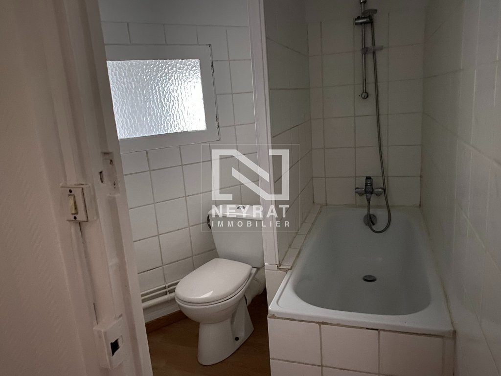 APPARTEMENT T3 A LOUER - LOUHANS - 55 m2 - 405 € charges comprises par mois