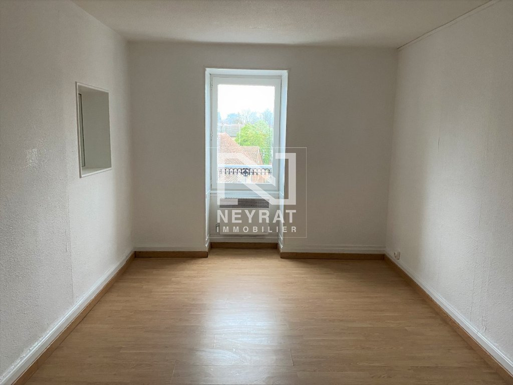 APPARTEMENT T3 A LOUER - LOUHANS - 55 m2 - 405 € charges comprises par mois