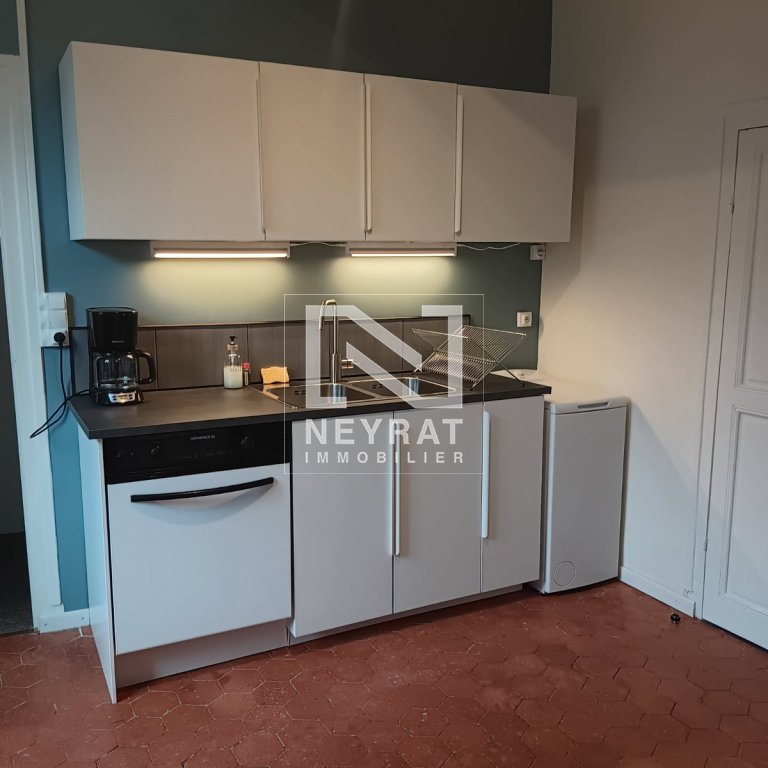 APPARTEMENT T3 A LOUER - NOLAY - 84.62 m2 - 630 &euro; charges comprises par mois