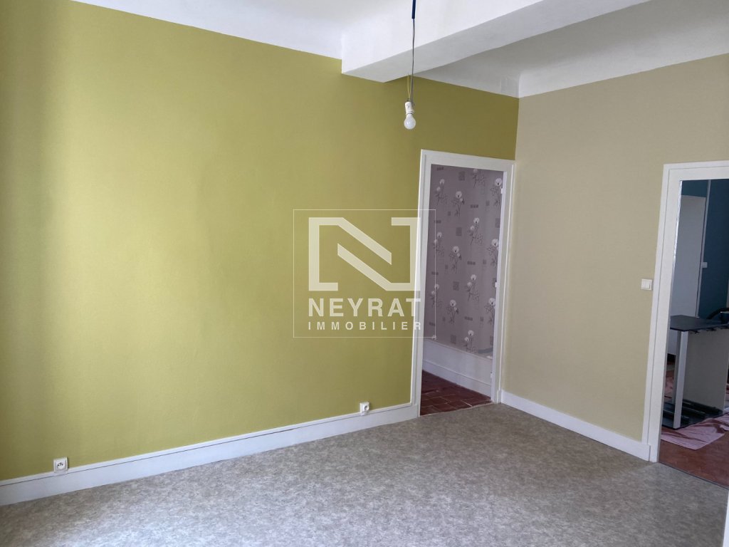 APPARTEMENT T3 A LOUER - NOLAY - 84.62 m2 - 630 &euro; charges comprises par mois
