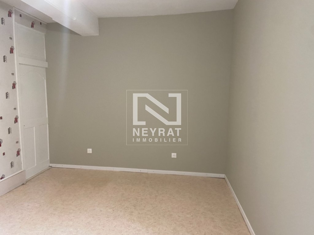 APPARTEMENT T3 A LOUER - NOLAY - 84.62 m2 - 630 &euro; charges comprises par mois