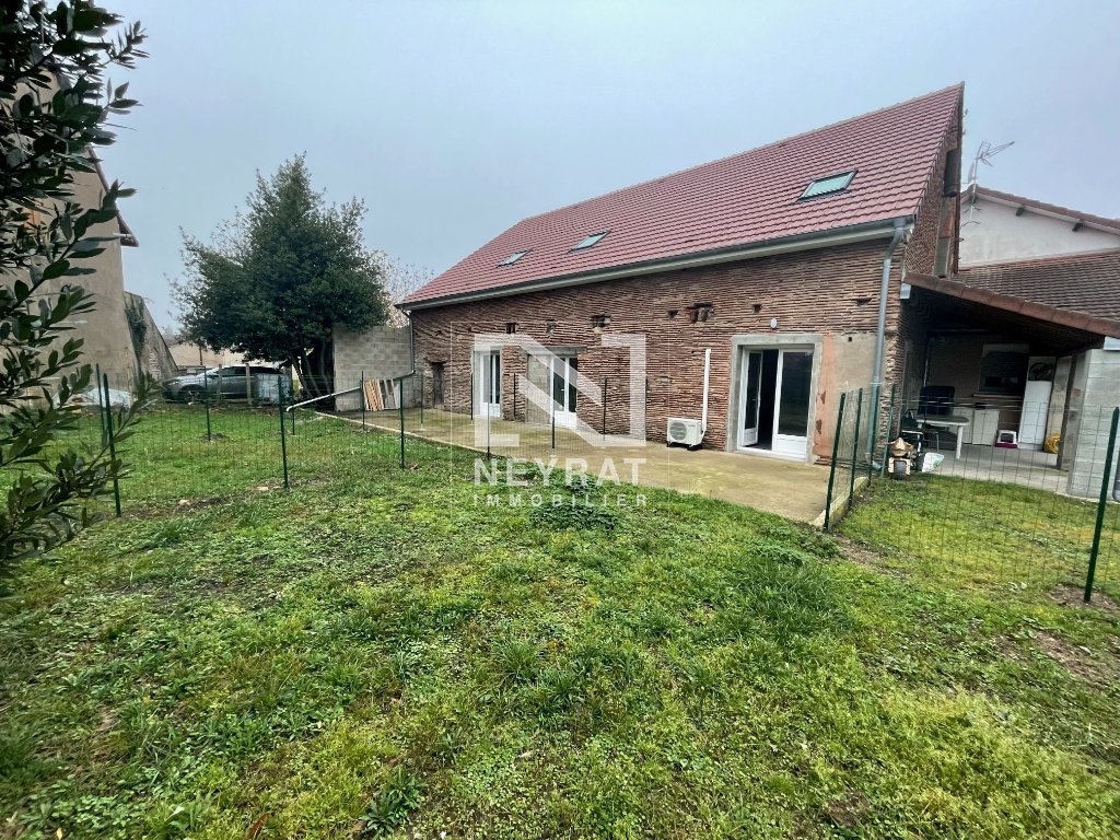 APPARTEMENT T3 - OUROUX SUR SAONE - 65.9 m2 - LOU&Eacute;