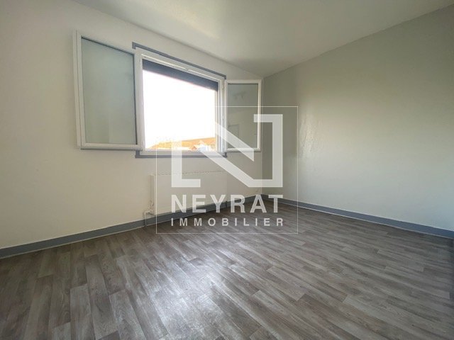 APPARTEMENT T3 A LOUER - PARAY LE MONIAL - 61.9 m2 - 470 &euro; charges comprises par mois