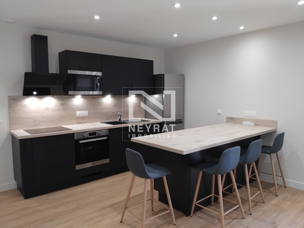 APPARTEMENT T3 A LOUER - PARAY LE MONIAL - 59 m2 - 665€ charges comprises par mois