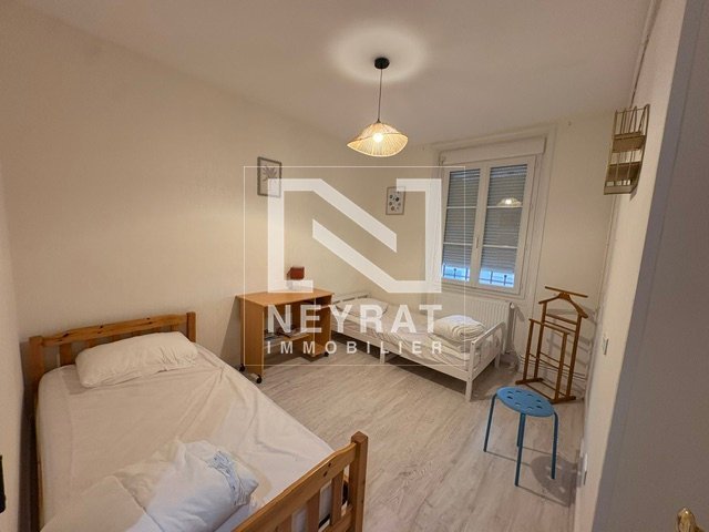 APPARTEMENT T3 A LOUER - PARAY LE MONIAL - 60.93 m2 - 610 &euro; charges comprises par mois