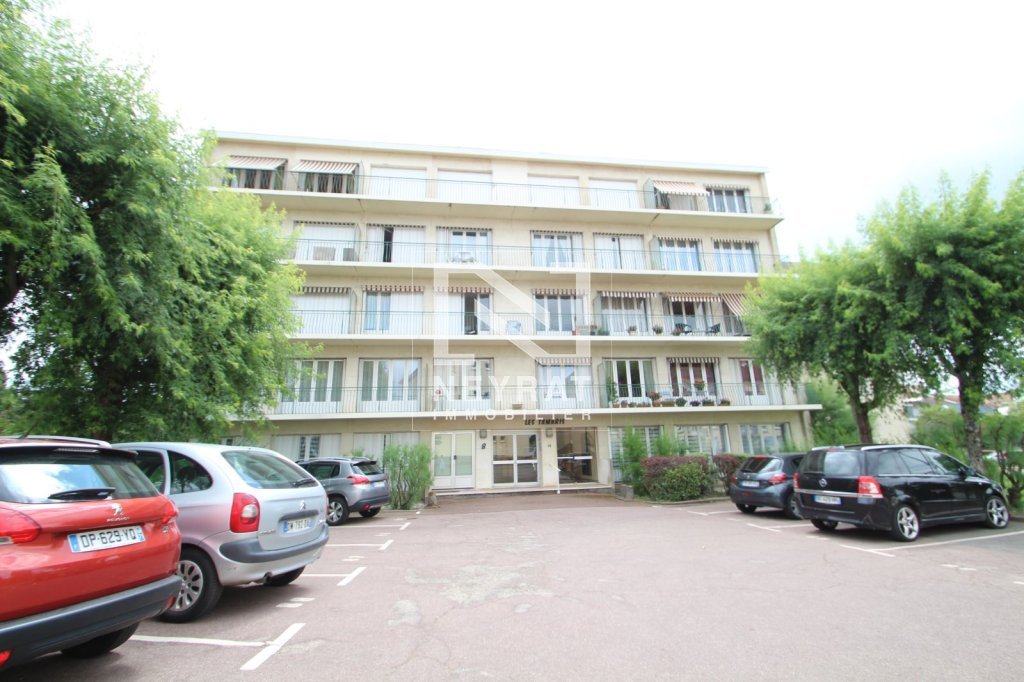APPARTEMENT T3 A LOUER - PARAY LE MONIAL - 77.09 m2 - 636€ charges comprises par mois