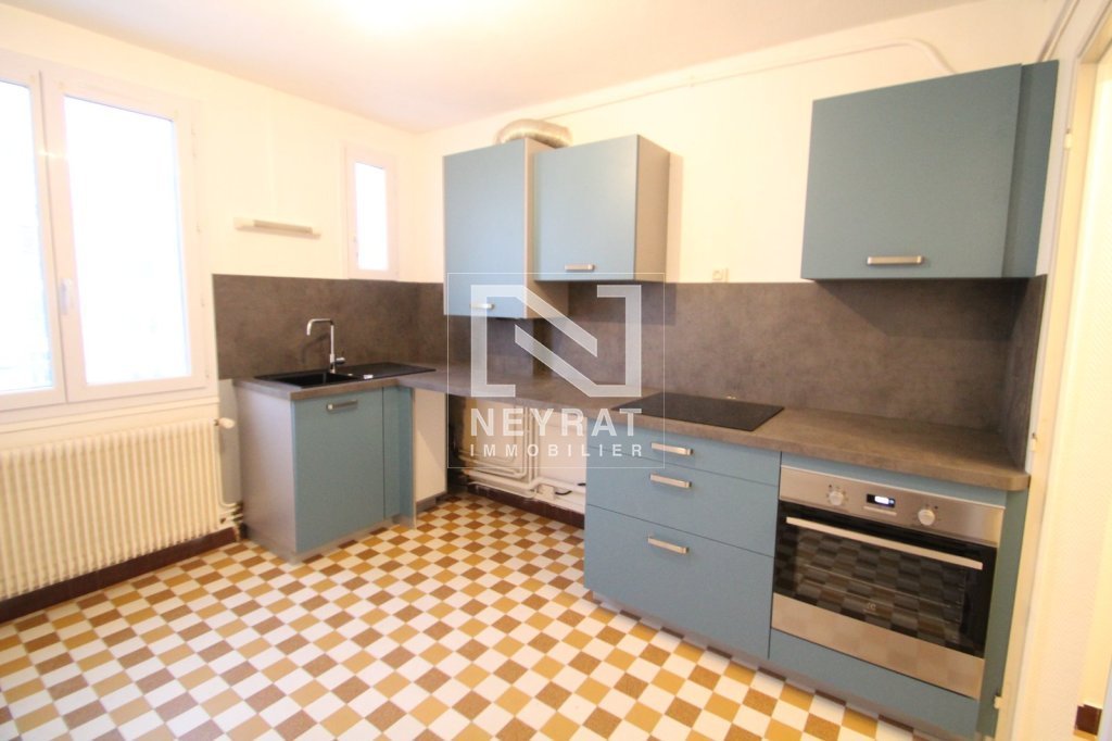 APPARTEMENT T3 A LOUER - PARAY LE MONIAL - 57.59 m2 - 430€ charges comprises par mois