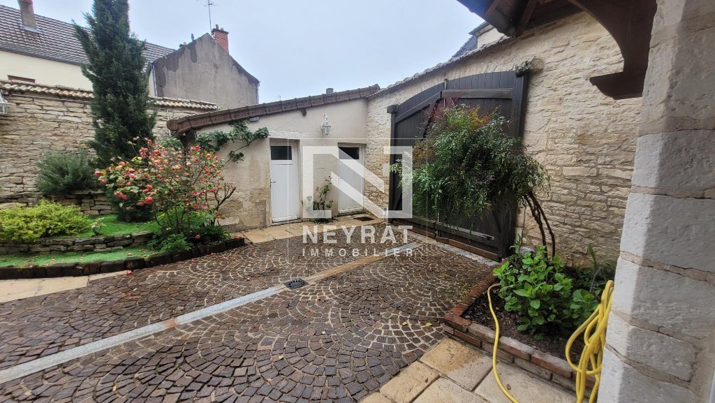 MAISON TYPE T3 - RULLY - 122.68 m2 - LOU&Eacute;