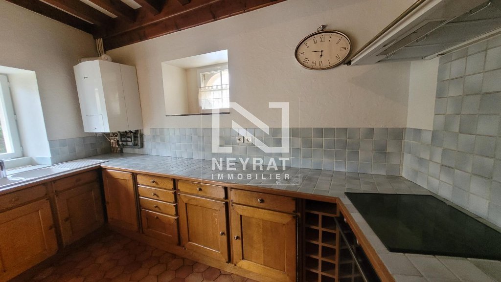 MAISON TYPE T3 - RULLY - 122.68 m2 - LOU&Eacute;