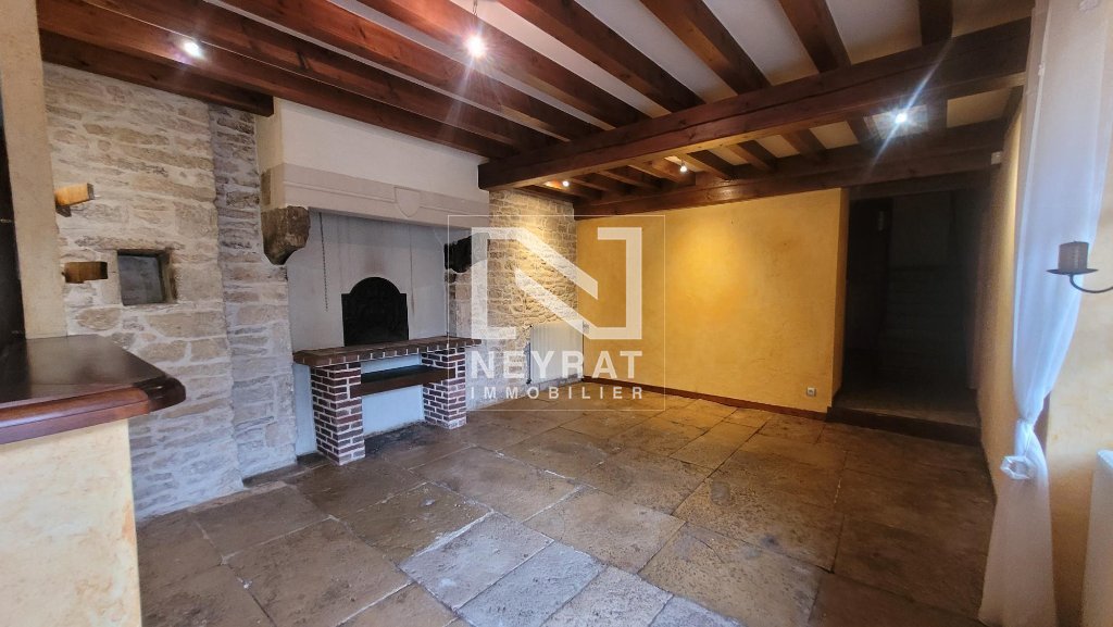 MAISON TYPE T3 - RULLY - 122.68 m2 - LOU&Eacute;