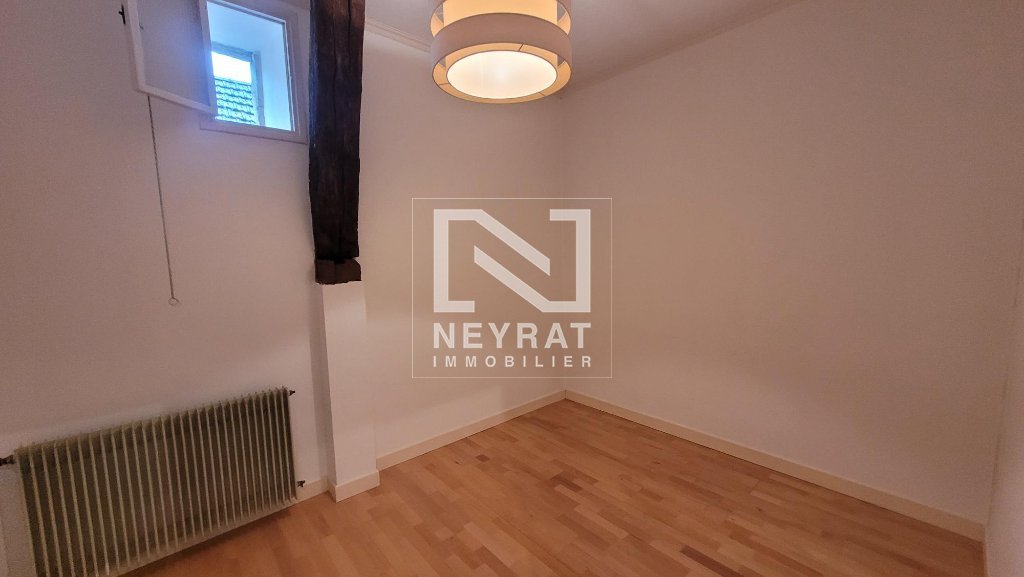 MAISON TYPE T3 - RULLY - 122.68 m2 - LOU&Eacute;