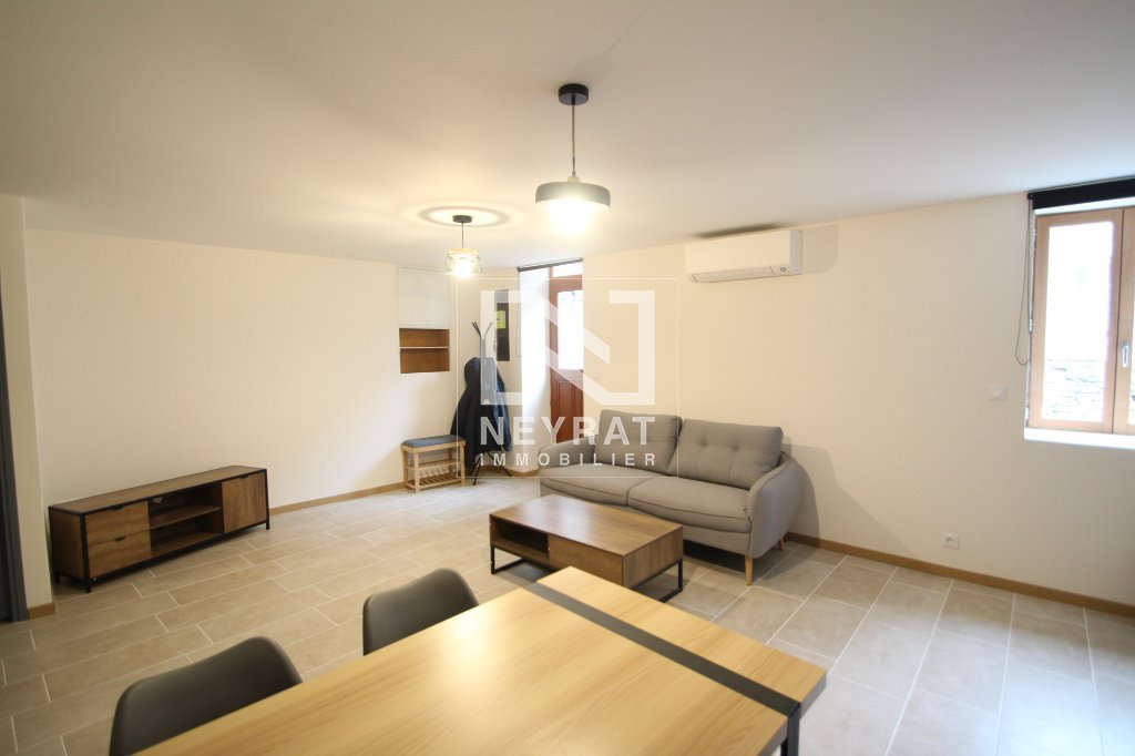 Maison Meubl�e mitoyenne de village T3 meubl�e A LOUER - RULLY - 51.19 m2 - 800�&euro; charges comprises par mois