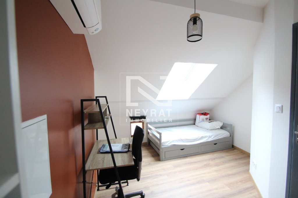 Maison Meubl�e mitoyenne de village T3 meubl�e A LOUER - RULLY - 51.19 m2 - 800�&euro; charges comprises par mois