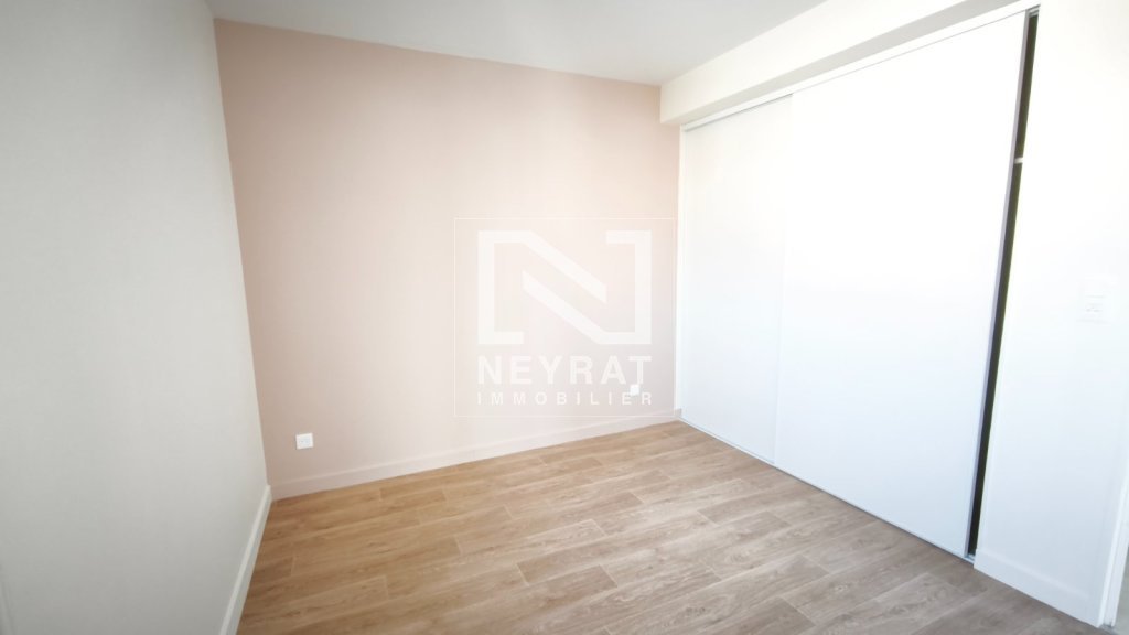 APPARTEMENT T3 A LOUER - ST REMY - 68.21 m2 - 870 &euro; charges comprises par mois