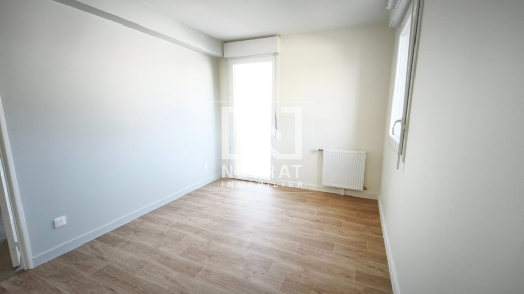APPARTEMENT T3 A LOUER - ST REMY - 68.21 m2 - 870 &euro; charges comprises par mois