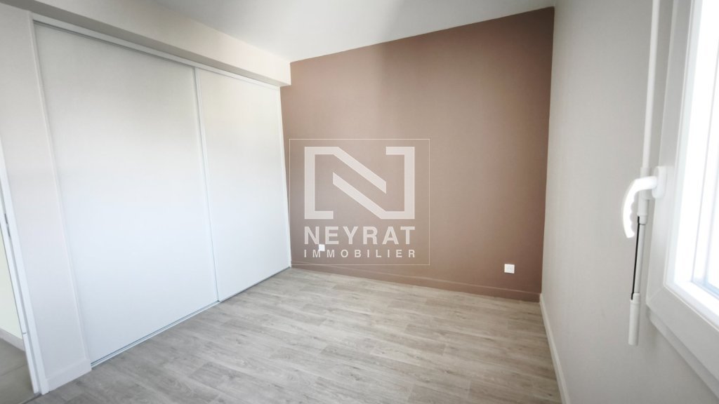 LES JARDINS D ELSA A LOUER - ST REMY - 68.21 m2 - 770 &euro; charges comprises par mois
