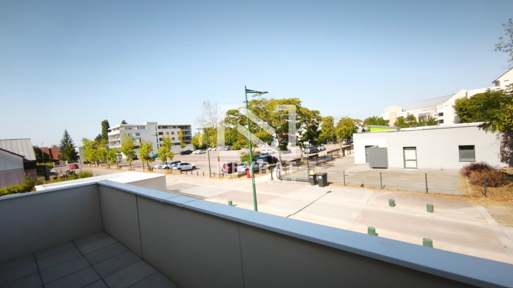 LES JARDINS D ELSA A LOUER - ST REMY - 68.21 m2 - 770 &euro; charges comprises par mois