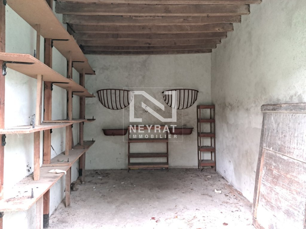 APPARTEMENT T3 - AUTUN - 93 m2 - 50�000�&euro;