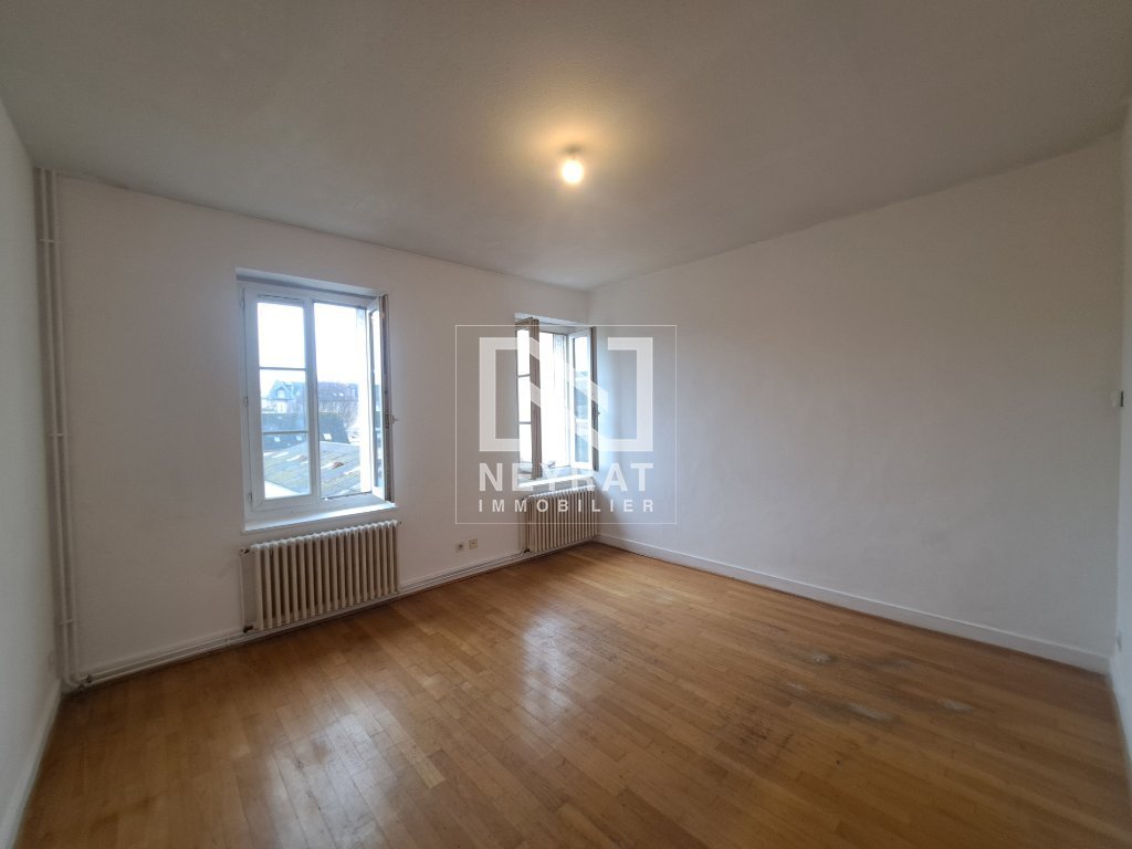 APPARTEMENT T3 A VENDRE - AUTUN - 54.68 m2 - 45000€