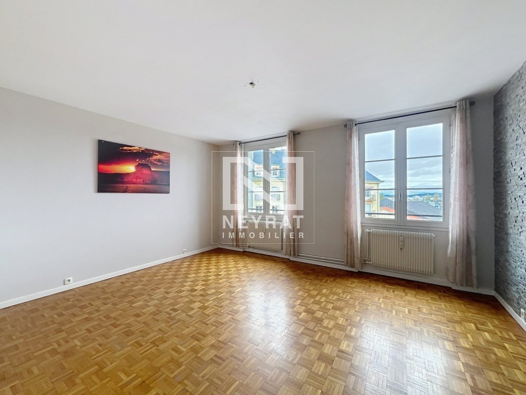 APPARTEMENT T3 A VENDRE - AUTUN - 78.28 m2 - 87000€