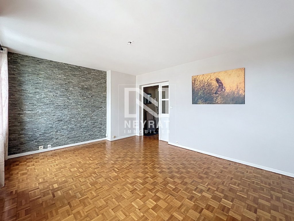 APPARTEMENT T3 A VENDRE - AUTUN - 78.28 m2 - 87000€